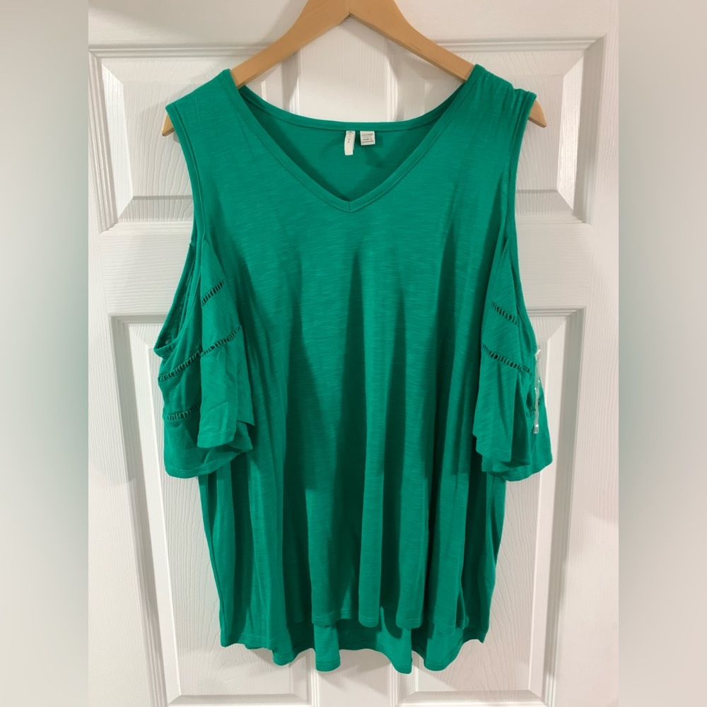 Cold shoulder top